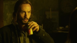 Sleepy_Hollow_S01E03_For_the_Triumph_of_Evil_720p_SCREENCAPS_KISSTHEMGOODBYE_NET_1074